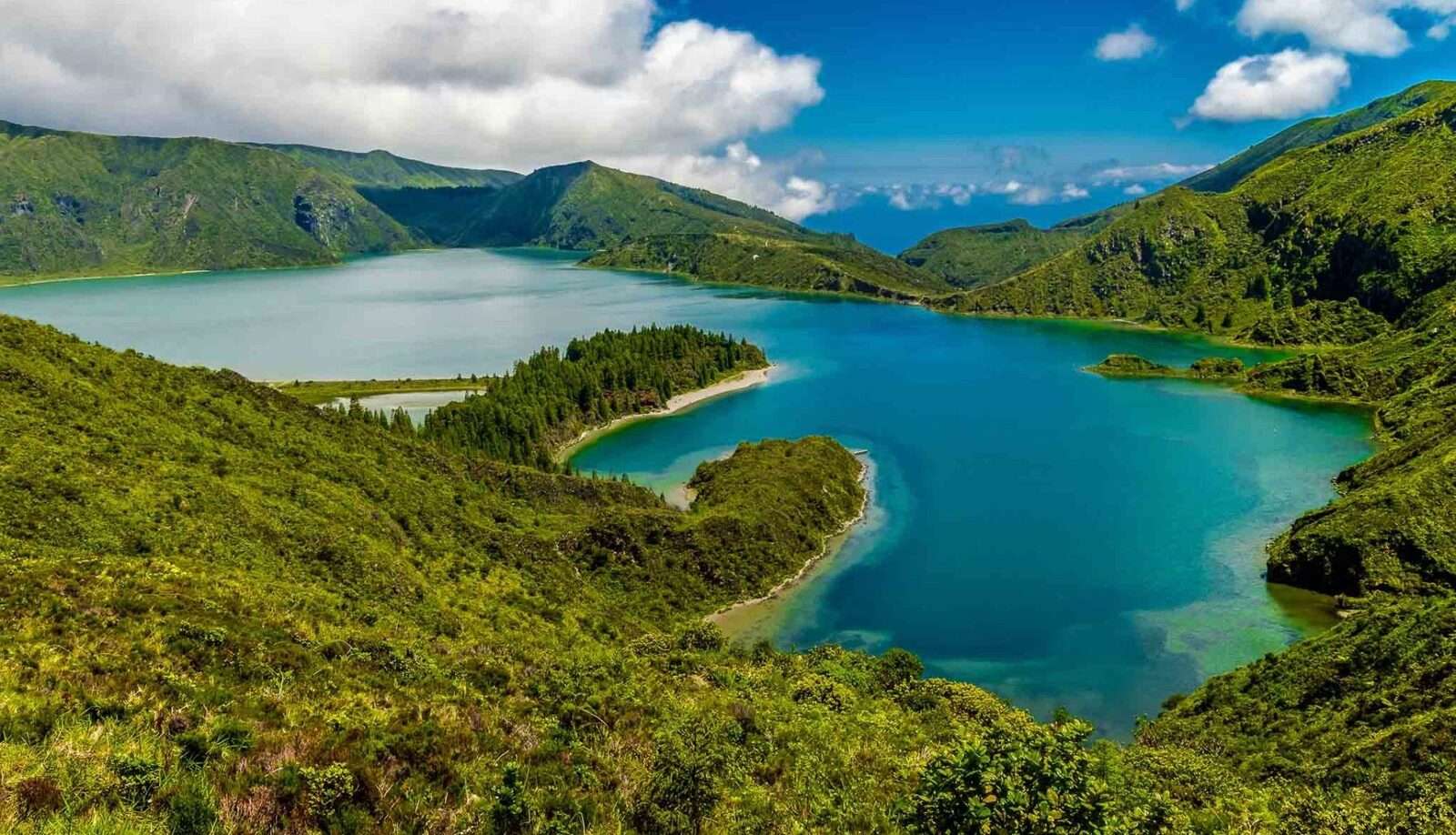 Azore: Paradisul european pentru vacanța ta de vară