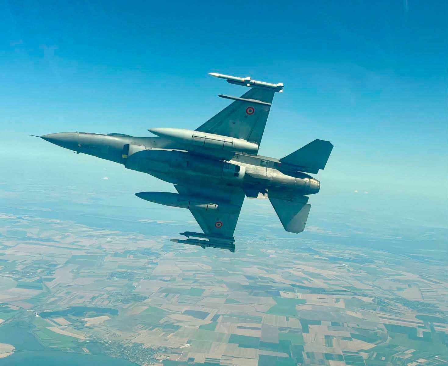 Alertă aeriană: Țintă suspectă în spațiul României, F-16 în aer
