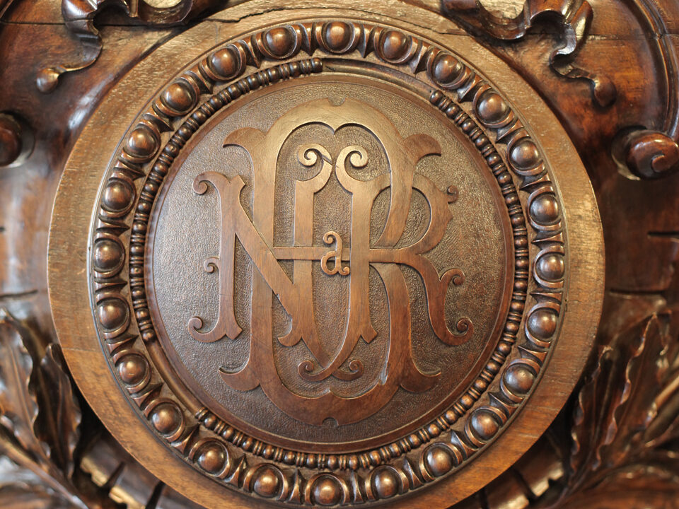 BNR, 3,5 miliarde € pentru curs. Rezervele, record, sfidează haosul politic