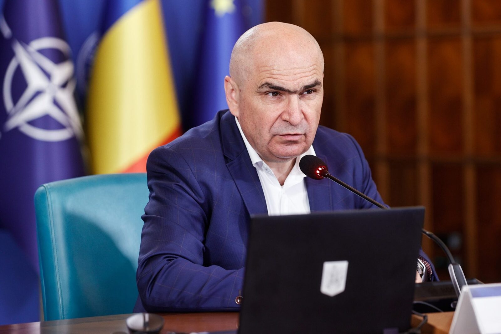 Lucrări de finalizat: URGENT pentru progresul național