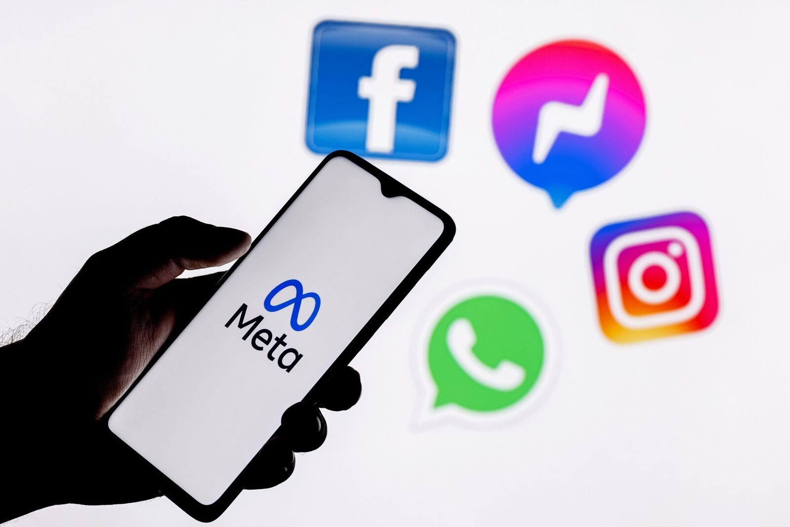 Meta dă lovitura: Muse Code preia singur programarea