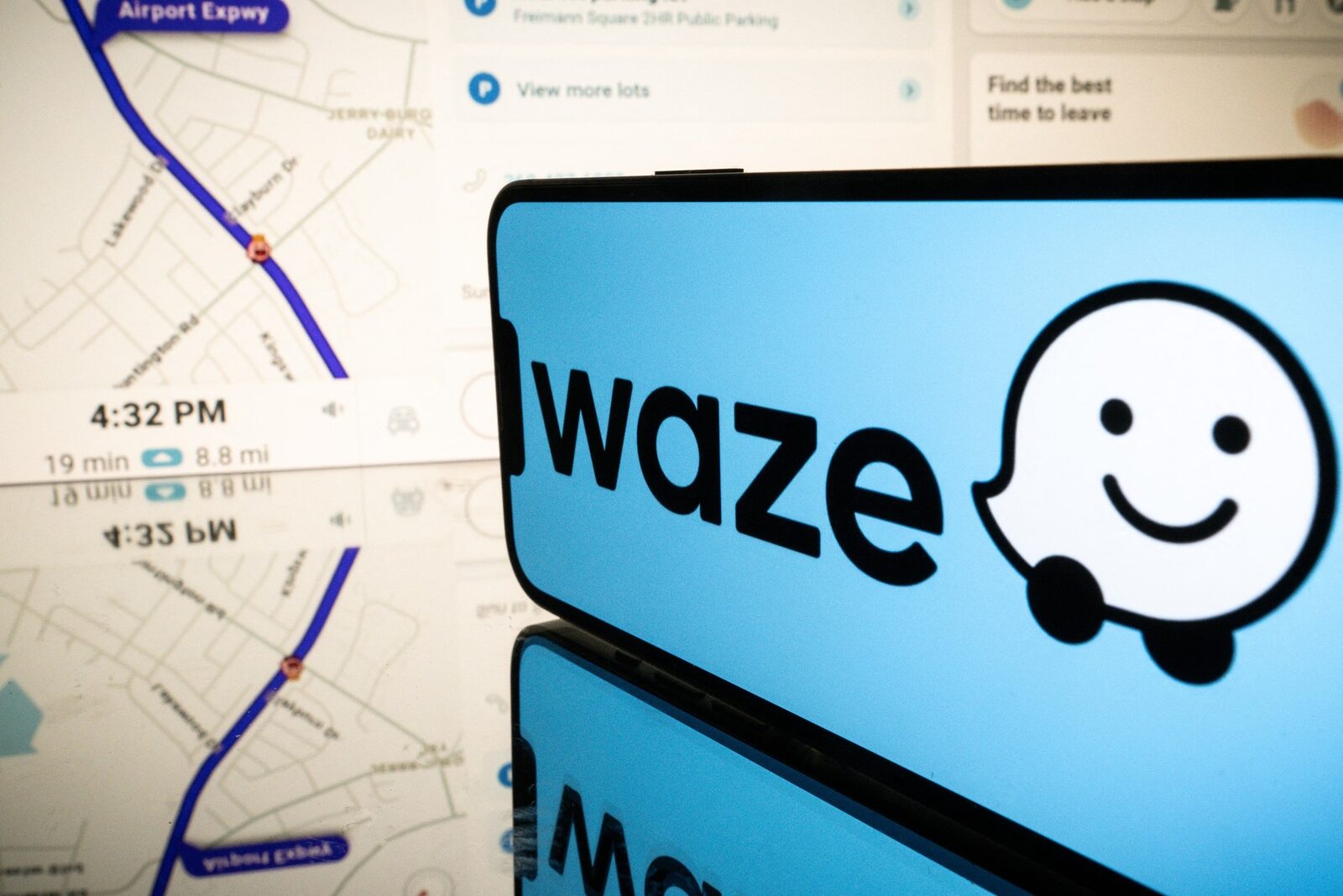 Waze, tensiune în Europa: Curtea UE decide soarta filtrelor de poliție