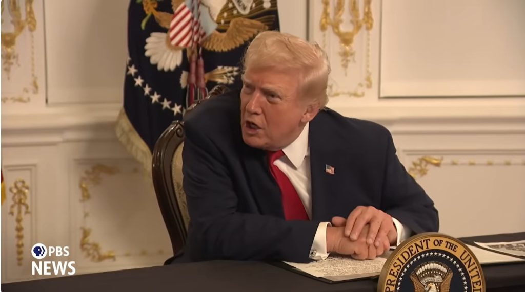 FBI secret: Trump l-a dat afară pe Comey la ordin rusesc?