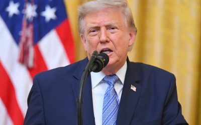 Trump taie cetățenia prin naștere
