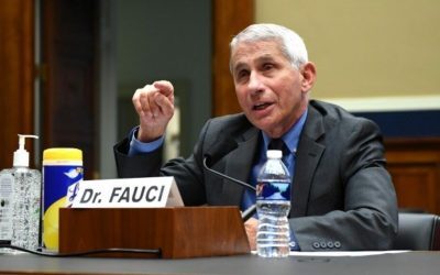 Fauci, controverse noi despre vaccinul COVID în sarcină