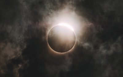 Eclipsa a trecut, dar efectele sale abia încep: ce se schimbă pentru zodii