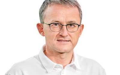 Românii au încredere acum în companii, nu în politicieni