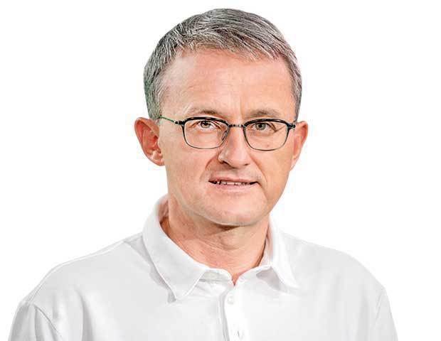 Românii au încredere acum în companii, nu în politicieni