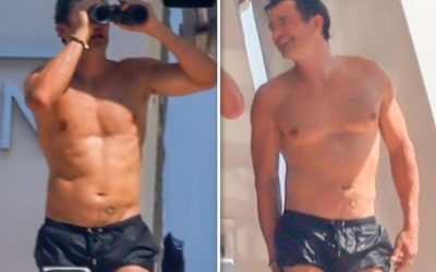 Orlando Bloom, pe iaht, fără tricou, cu Woody Harrelson