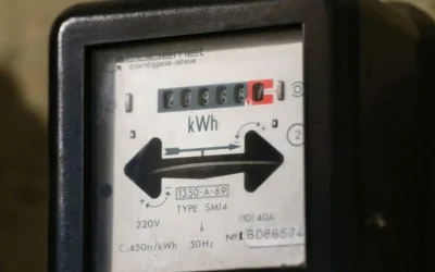 Ministerul Energiei cere economie: Consumatorii să reducă voluntar curentul