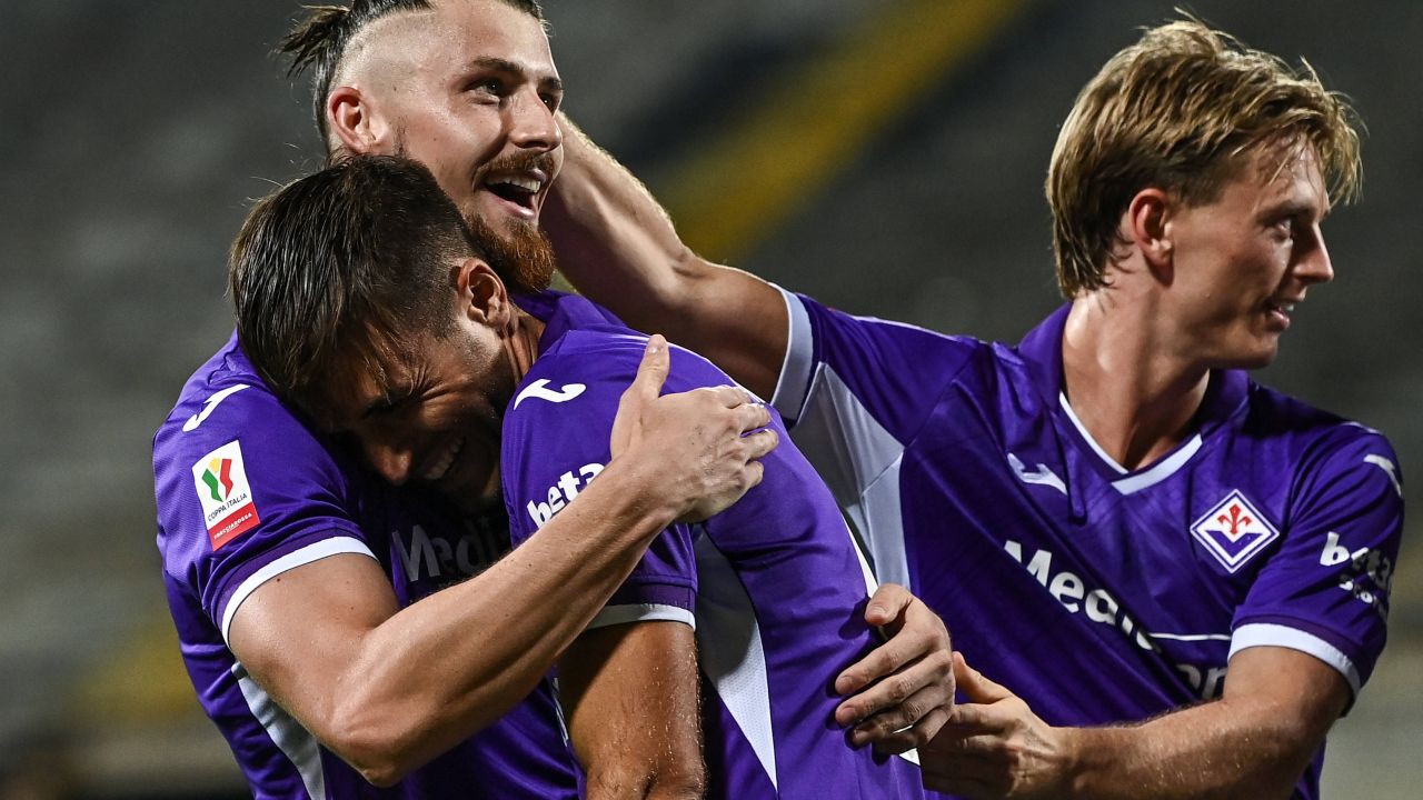 Drăgușin, debut cu assist și aplauze la Fiorentina 4-1