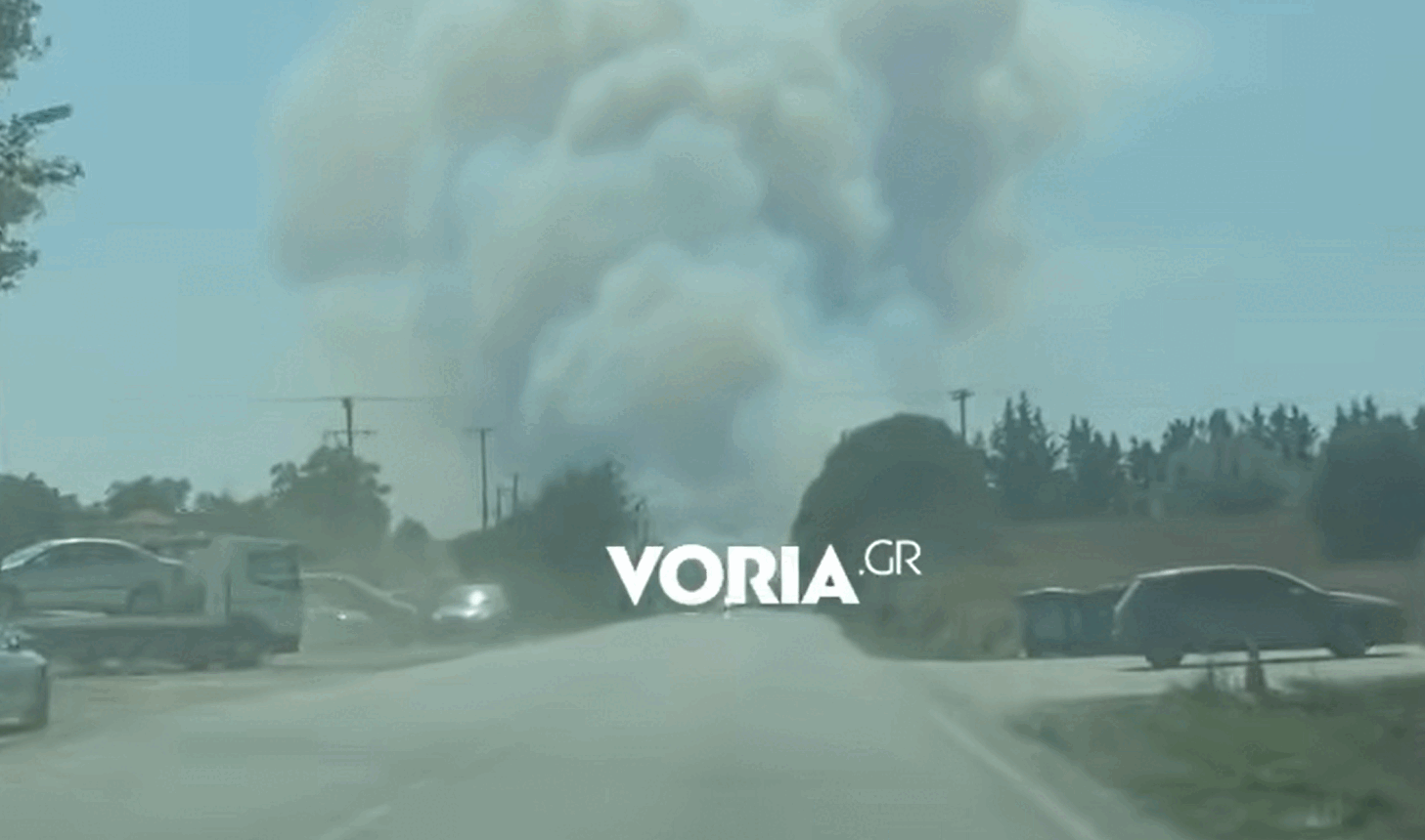 Grecia: Foc mistuie destinație turistică românească, turiști evacuați