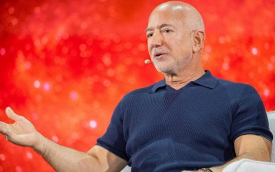 Bezos, aproape de Liverpool: 1,55 mld euro pentru club
