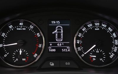 Mașină second-hand: Testul rapid pentru kilometrajul înșelător