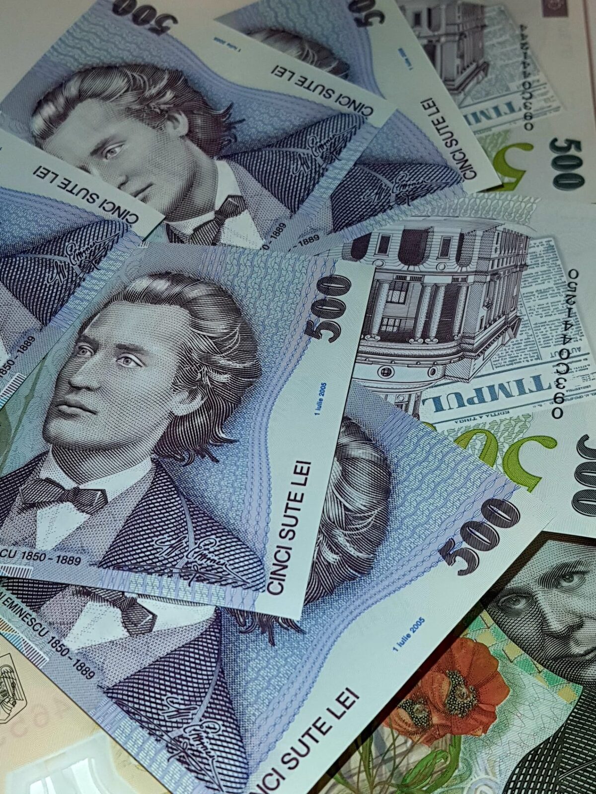 Salariu net: scade dramatic în valoare reală în iunie 2026