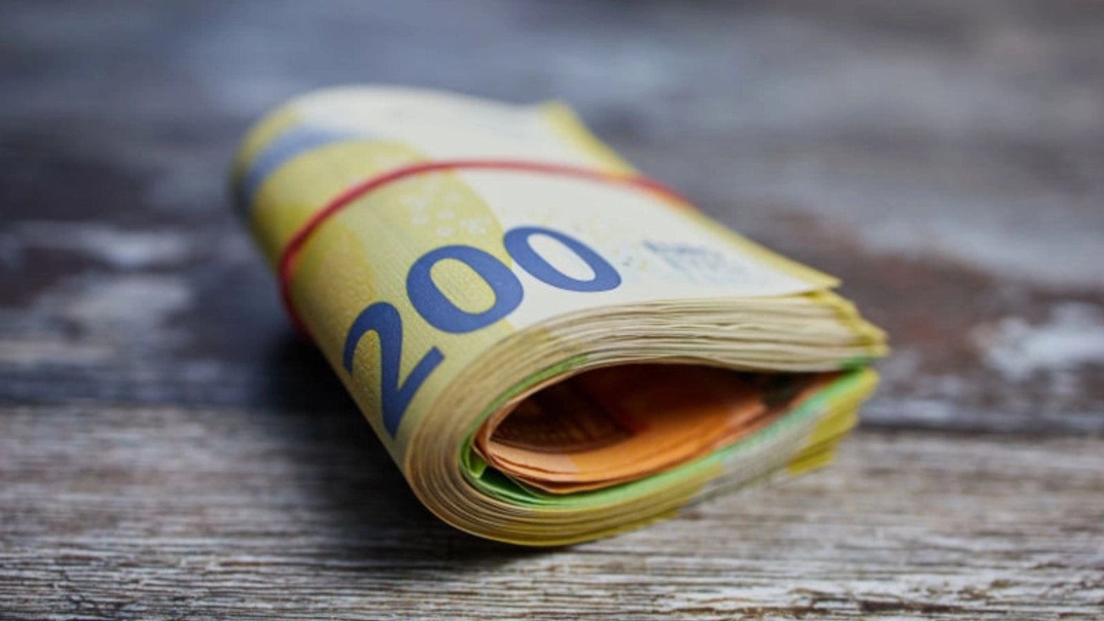 Spania, reguli dure la graniță: banii cash, justificare amănunțită