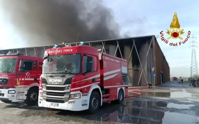 Român în stare gravă, s-a autoincendiat în fața casei fostei iubite din Italia