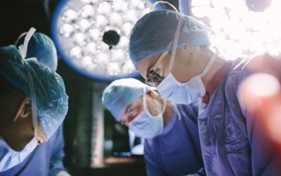 Iași: Eroi în alb, 2 transplanturi duminica! Medici gratis