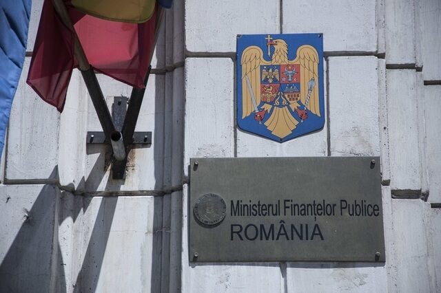 Tezaur nou: Finanțele dau 7,15% dobândă anuală, neimpozabilă