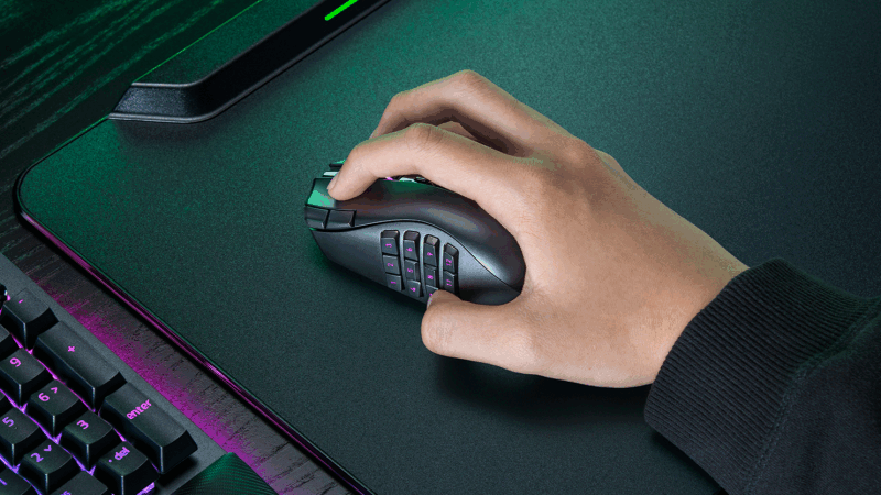 Razer Naga V3 Pro: 23 de butoane și 280 de ore autonomie