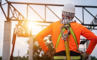 Constructori și electricieni, salarii de AUR: 7.000 euro