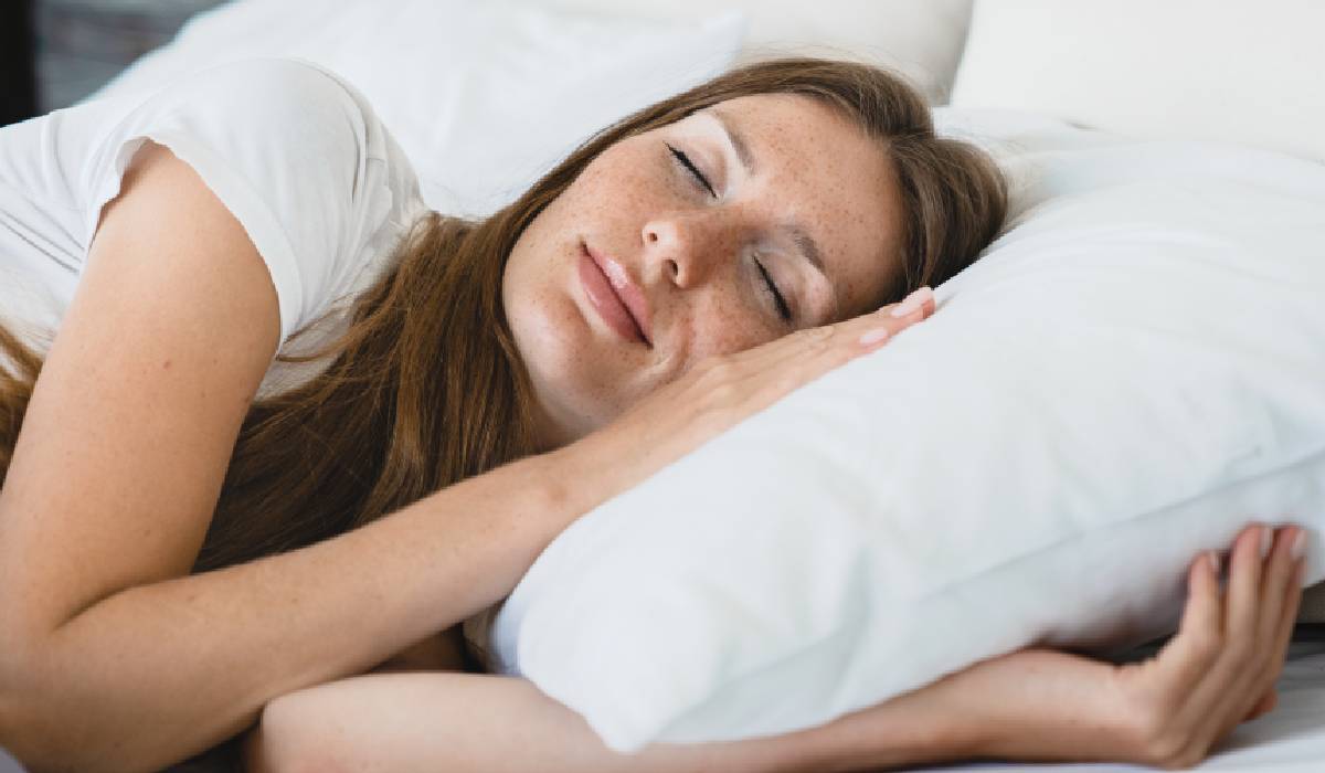 Revenirea la muncă după vacanță: Ce facem cu somnul?