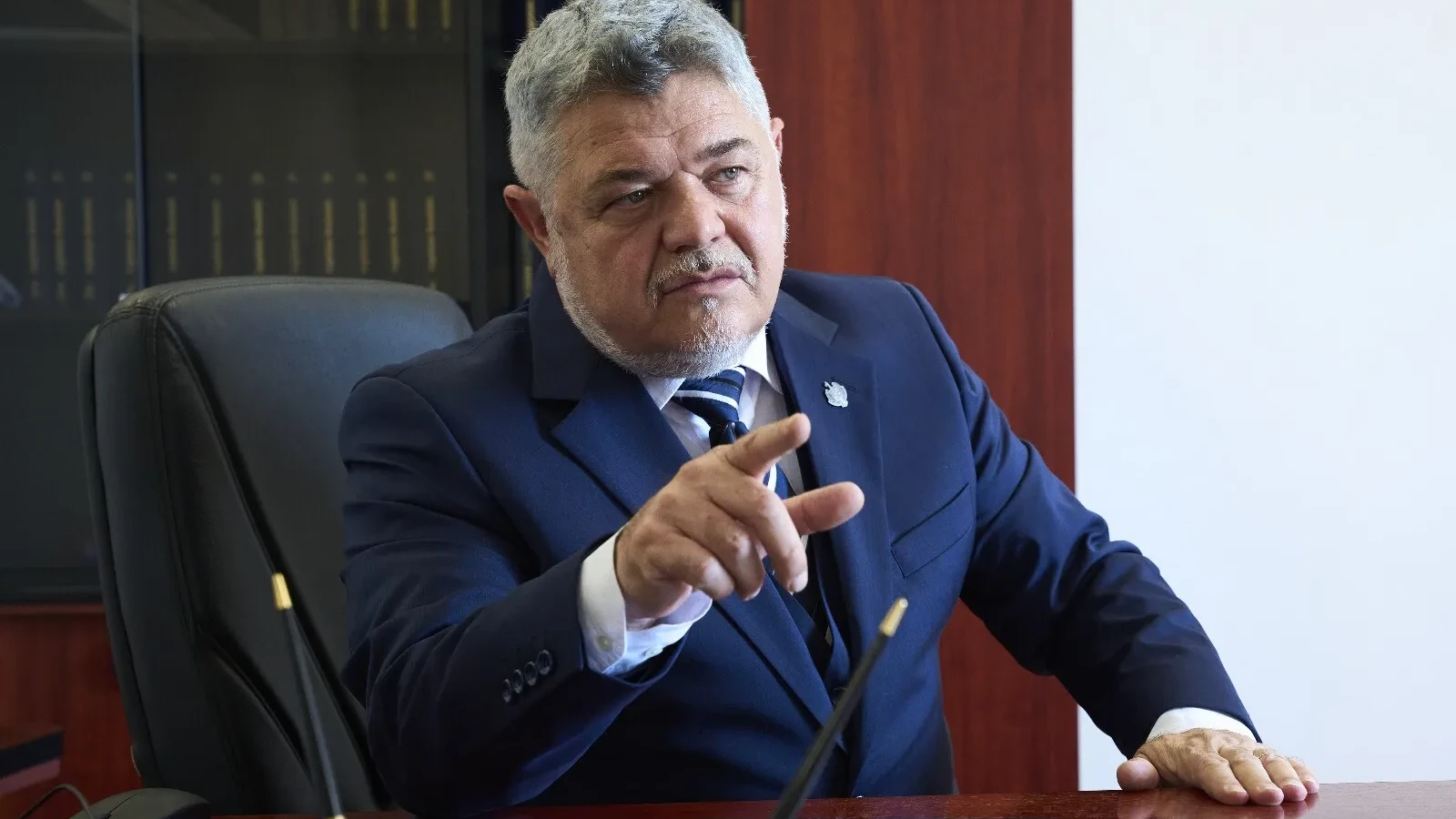 Scandal în Parlament: AUR vrea să confiște proiectul anti-prezidențial