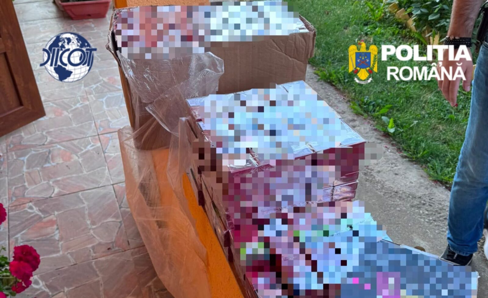 Percheziții în trei județe pe firul unei rețele de contrabandă