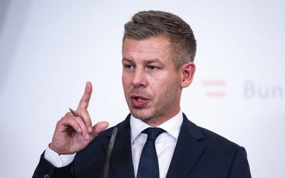 Magyar îl propune pe Andras Baka președinte al Ungariei