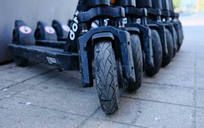 Trotinetele, mai periculoase decât motoarele: risc triplu de traumatisme