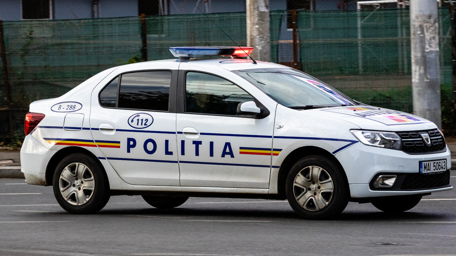 Masaj cu „atracții” în București: Patru suspecți, reținuți