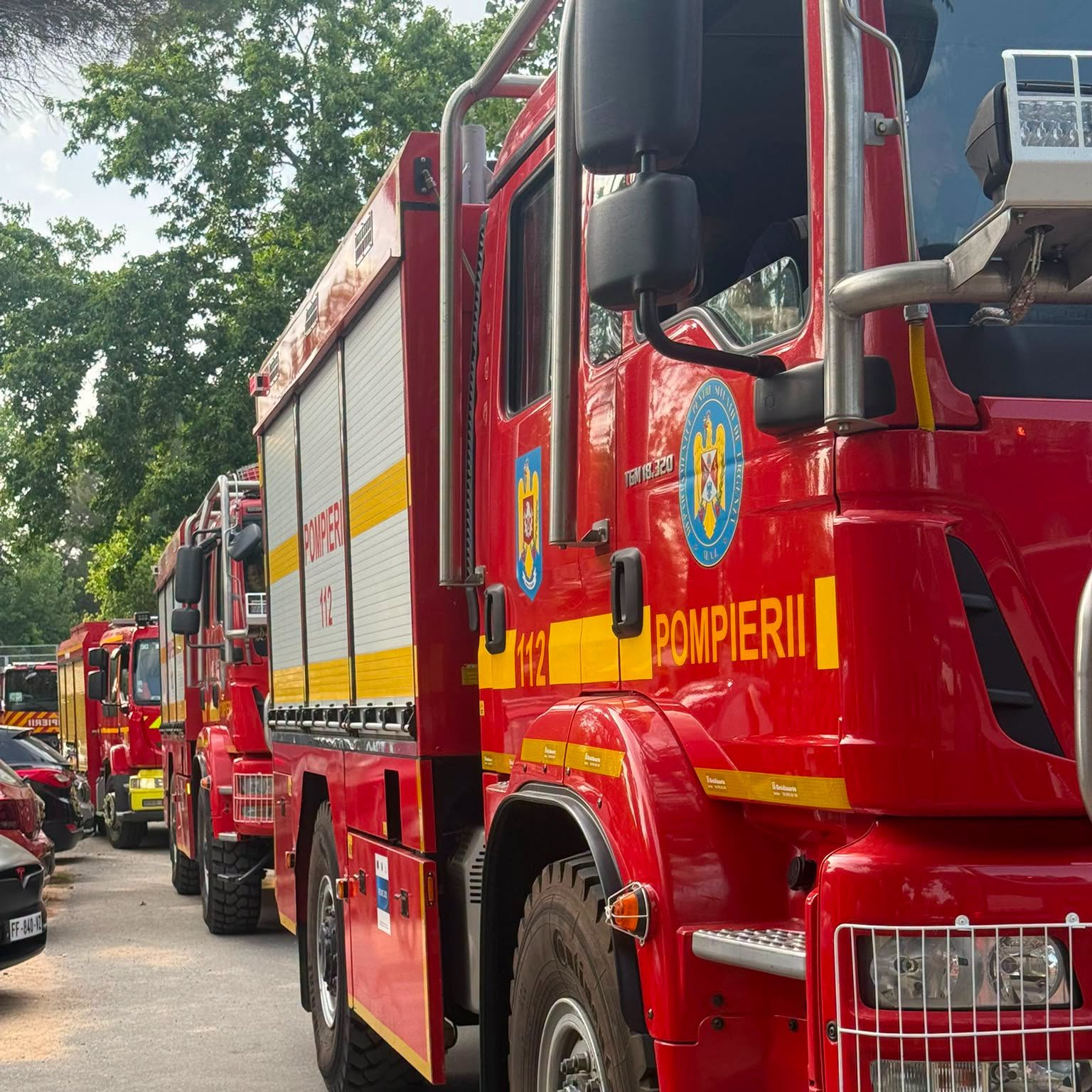 Incendiu puternic în Arad: Explozie zguduie Calea Victoriei