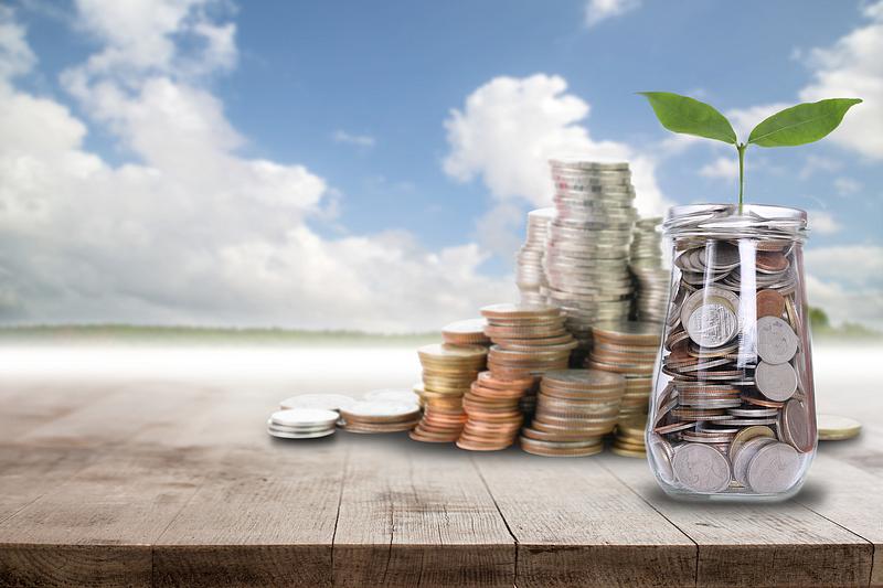Investiții Majore în Sănătate, Energie și Reciclare în România