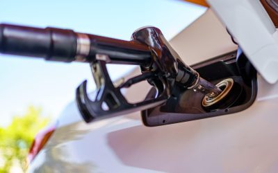 Orașul României cu benzina cea mai ieftină azi