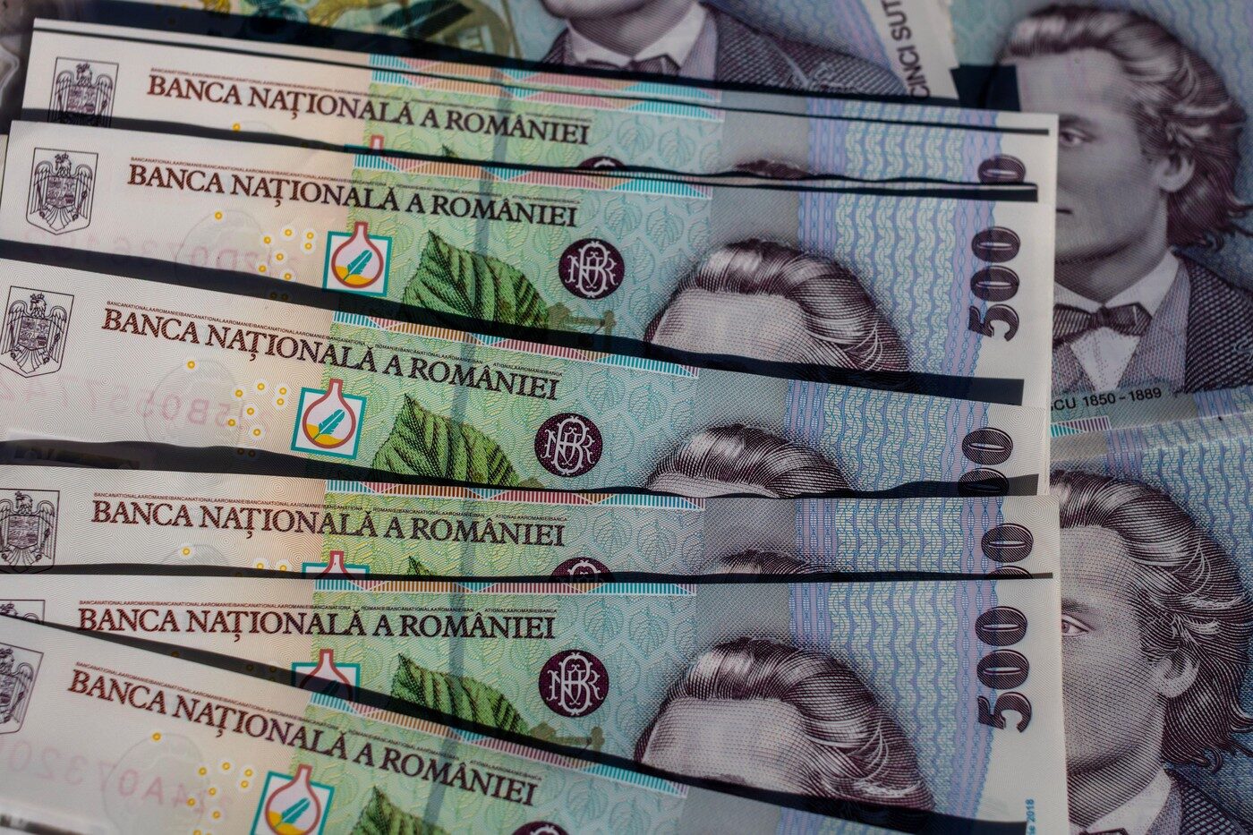 Top Salarii: Unde Câștigă Românii Peste 20.000 Lei