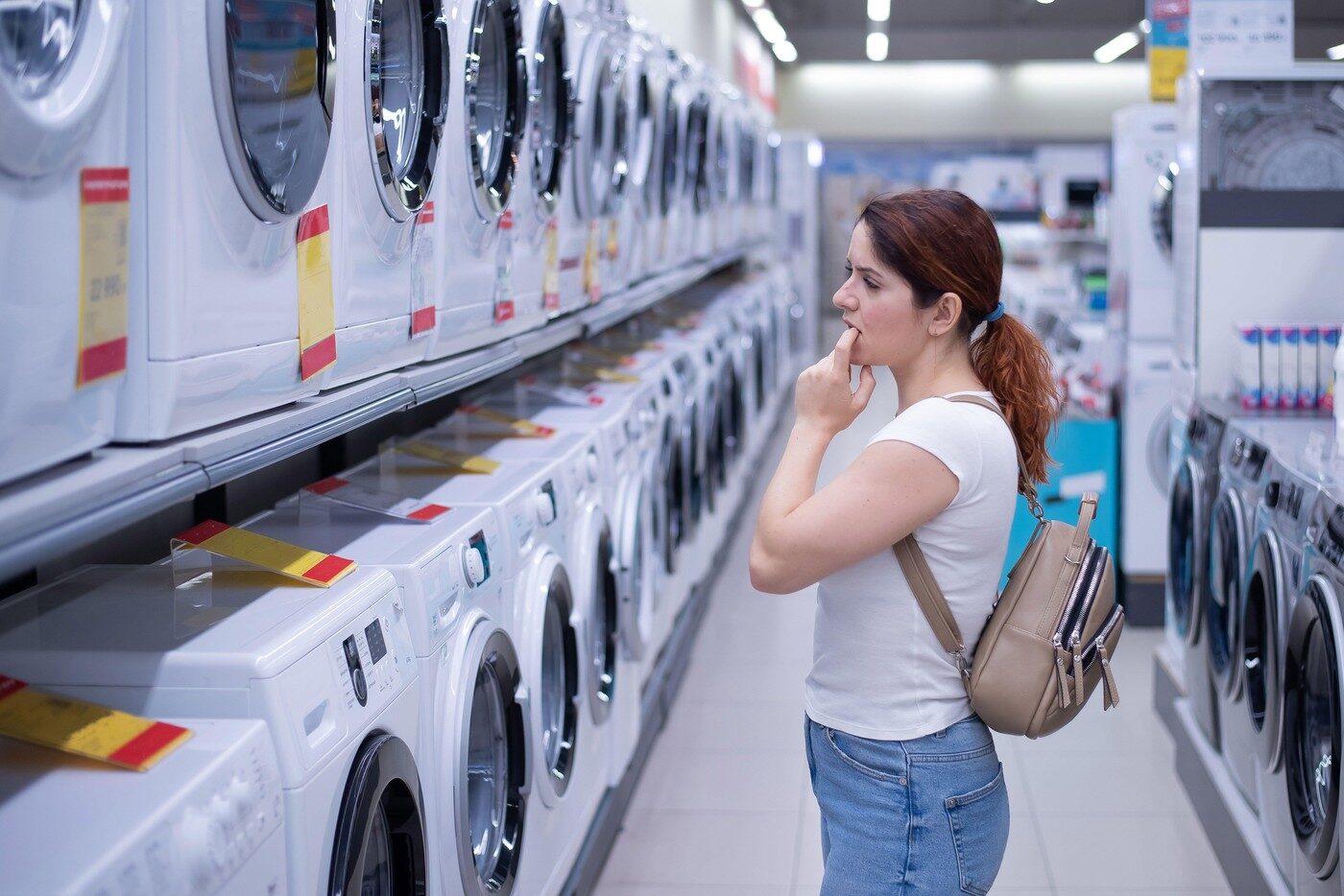 Electrocasnice la preț de chilipir: Când cumperi mașină de spălat/frigider