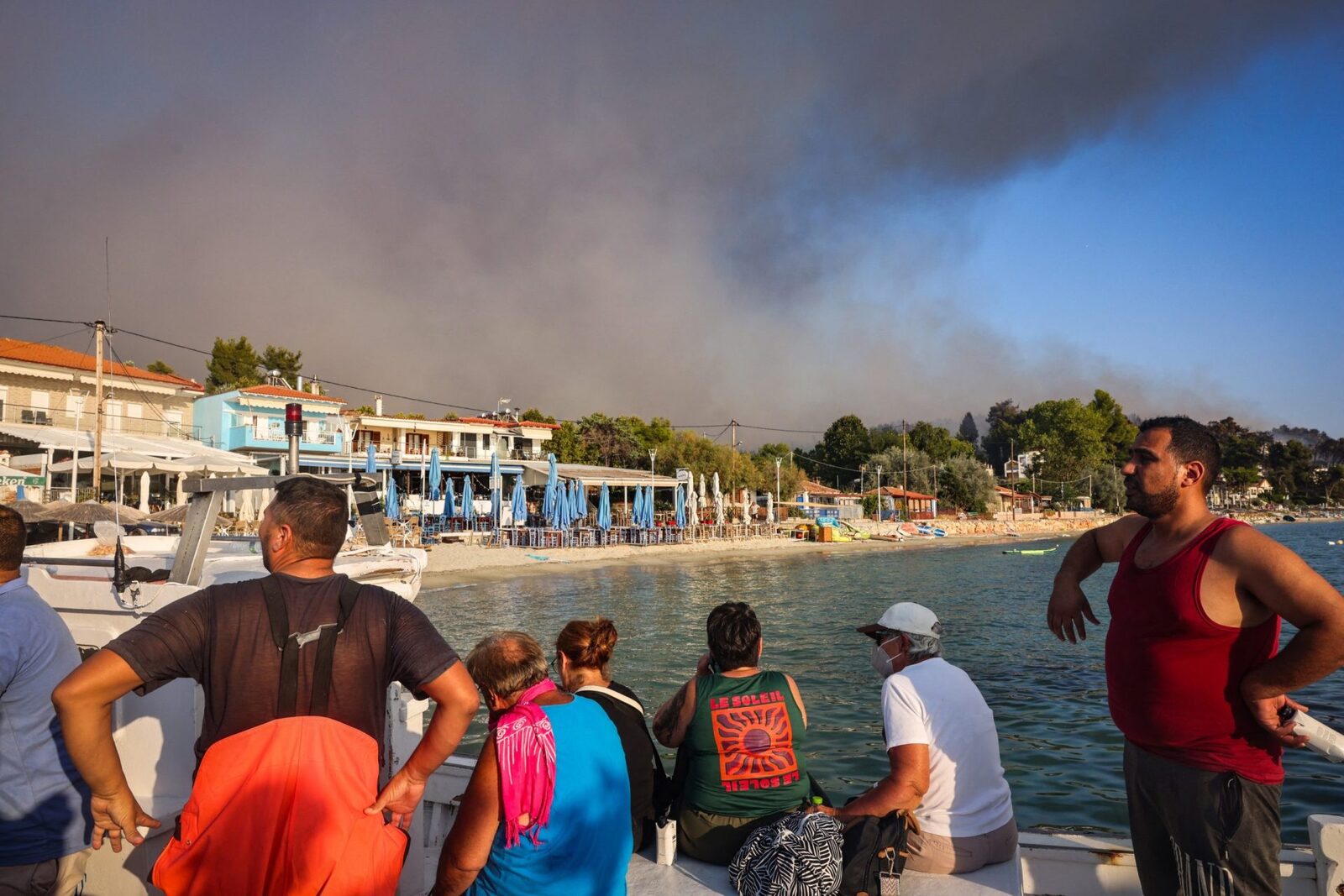 Români evacuați din Halkidiki: Cazare temporară, cum ceri ajutorul Greciei