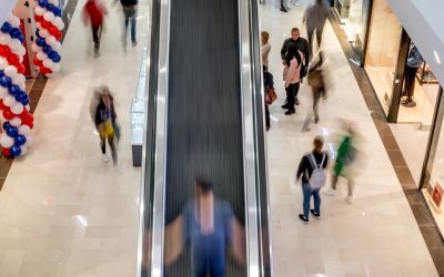 Retailul românesc în declin total: vânzări în scădere pe bandă rulantă