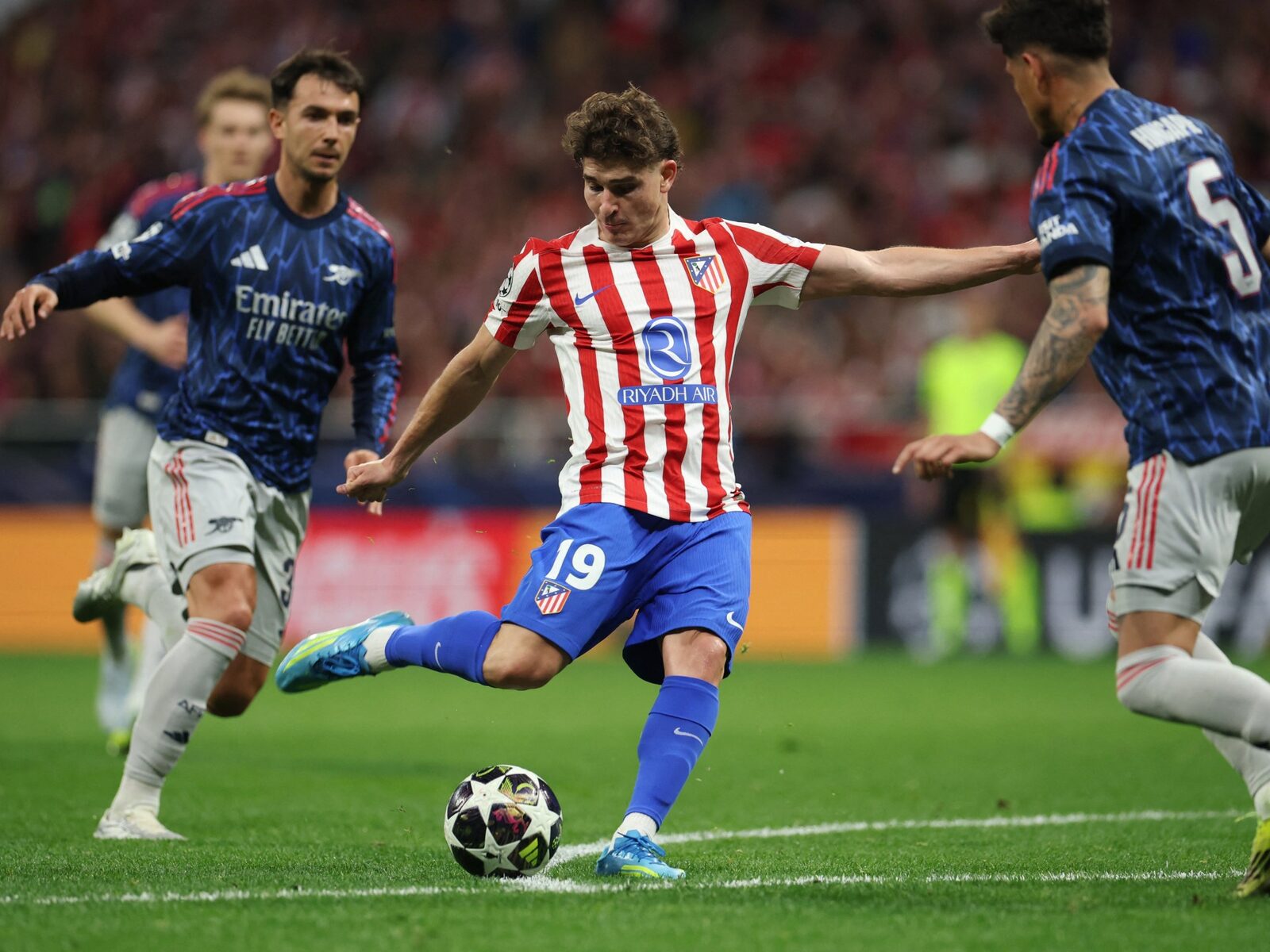 Simeone: Alvarez nu pleacă de la Atletico, Barcelona rată ținta