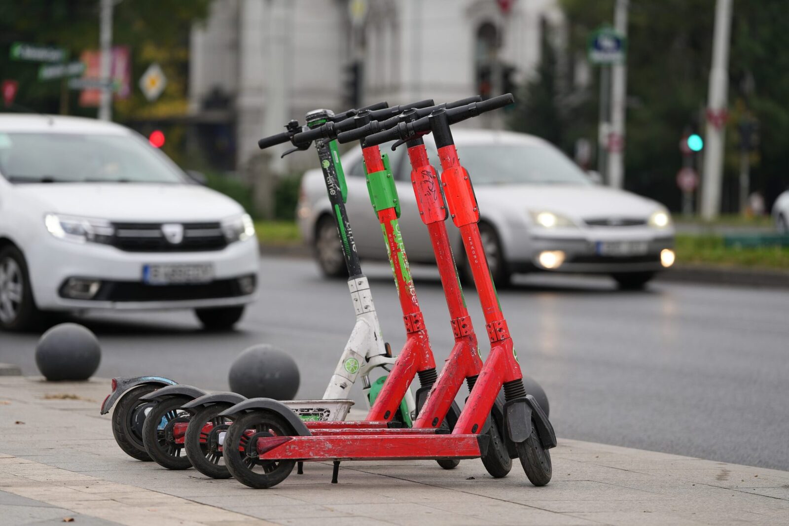 Trotinetele electrice: mai periculoase decât motocicletele, arată un studiu