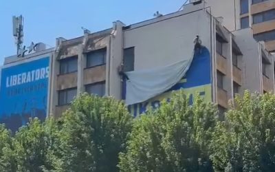 Tensiuni la Priștina: Drapelul Ucrainei, înlăturat după întâlnirea Zelenski-Vucic