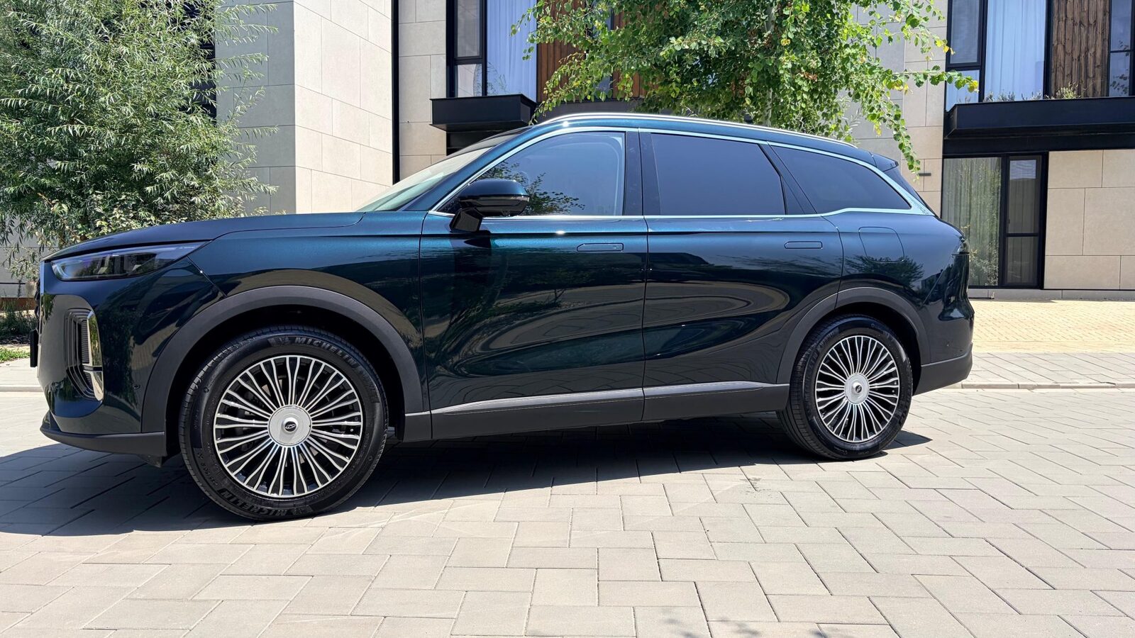 Chery Tiggo 9: Vârful de gamă chinezesc zguduie Europa