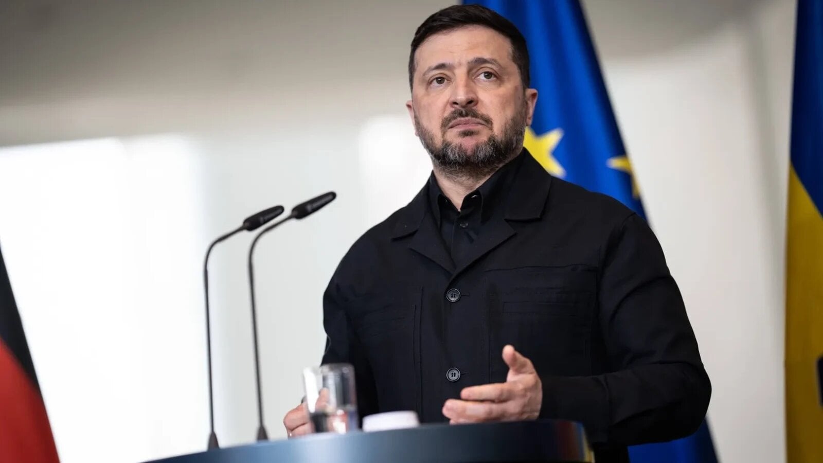 Zelenski: Lovită o fortăreață cheie a Flotei Ruse la Marea Neagră