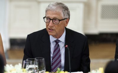 Gates: AI ar putea ucide un miliard de oameni dacă nu e controlată