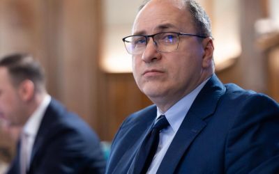 Ministrul Mihai Dimian spune că nu este „haos” în educație: „Nu este nevoie să previzionăm uragane la fiecare bătaie de aripi”