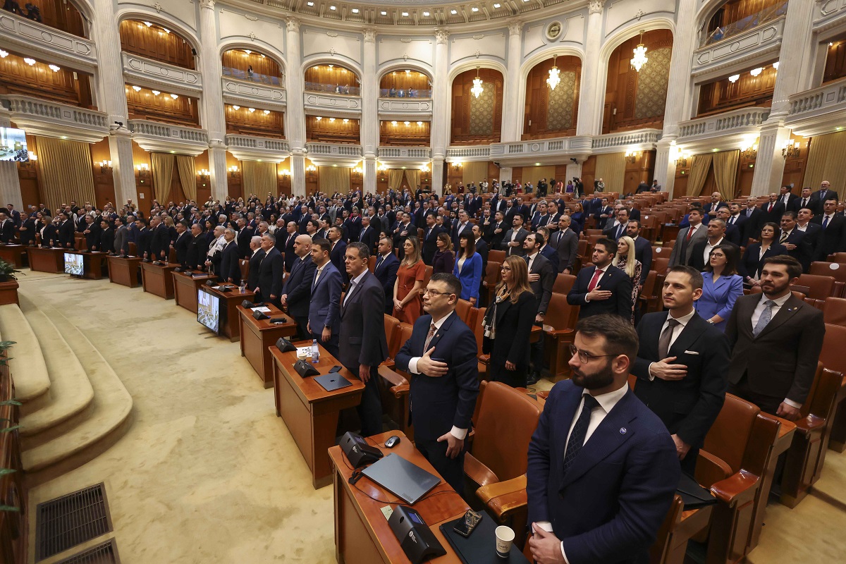 Expert Forum: Legea Partidelor, risc pentru democrație