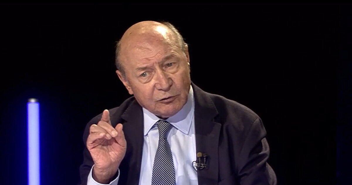 Băsescu atac PNL: Dizolvarea Parlamentului, atribut prezidențial unic