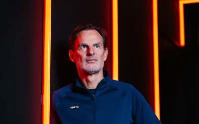 De Boer vine la Ajax