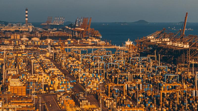 China, arsenal economic: Europa mai dependentă?
