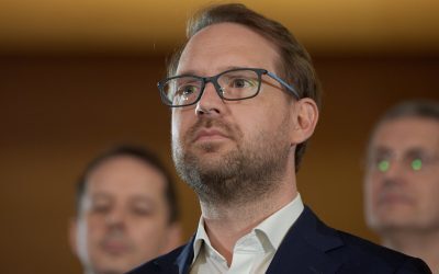 Fritz: USR nu intră cu PSD prin oameni-paravan